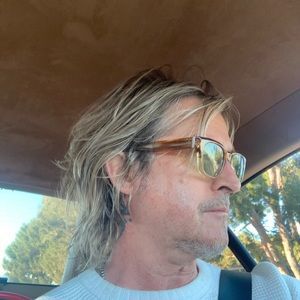 Meet your Posher, Charles